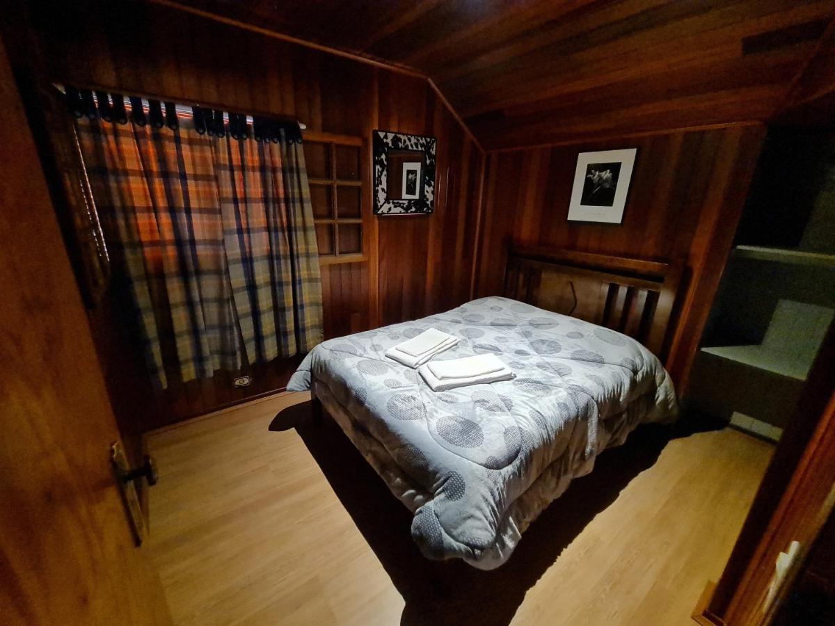 Casa Vila Telma กังโปสดูจอร์เดา ภายนอก รูปภาพ